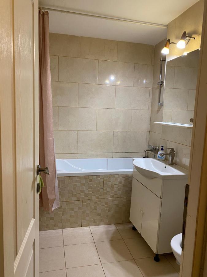Apartament Leya Apartment Deva Ngoại thất bức ảnh