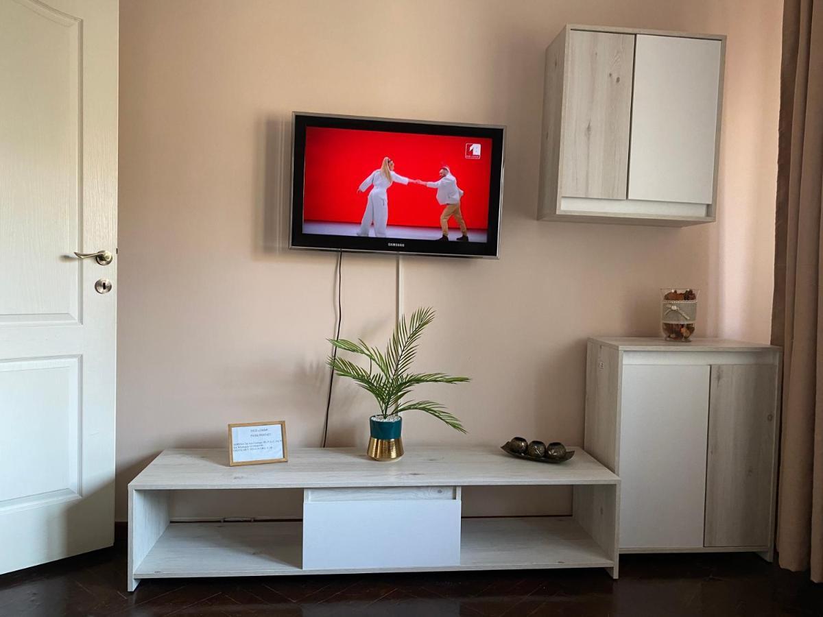 Apartament Leya Apartment Deva Ngoại thất bức ảnh