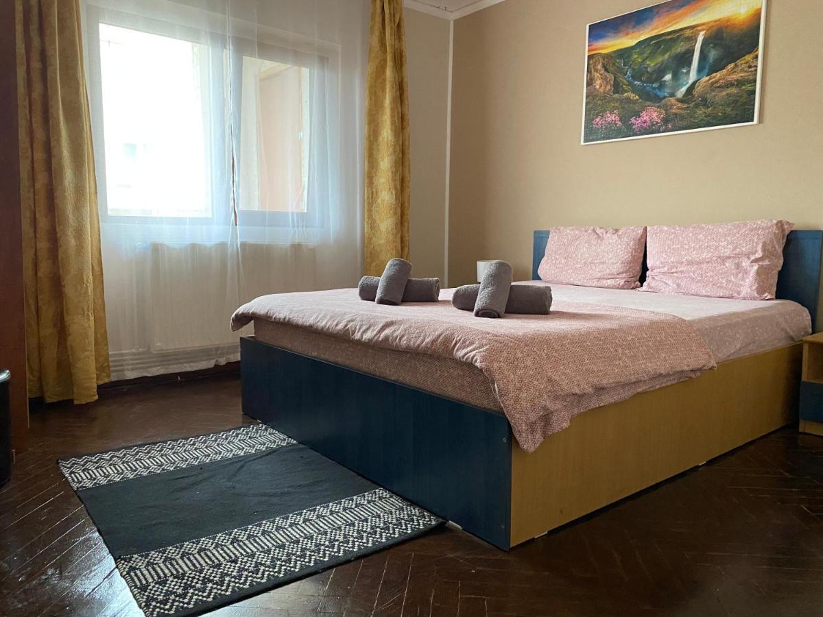 Apartament Leya Apartment Deva Ngoại thất bức ảnh