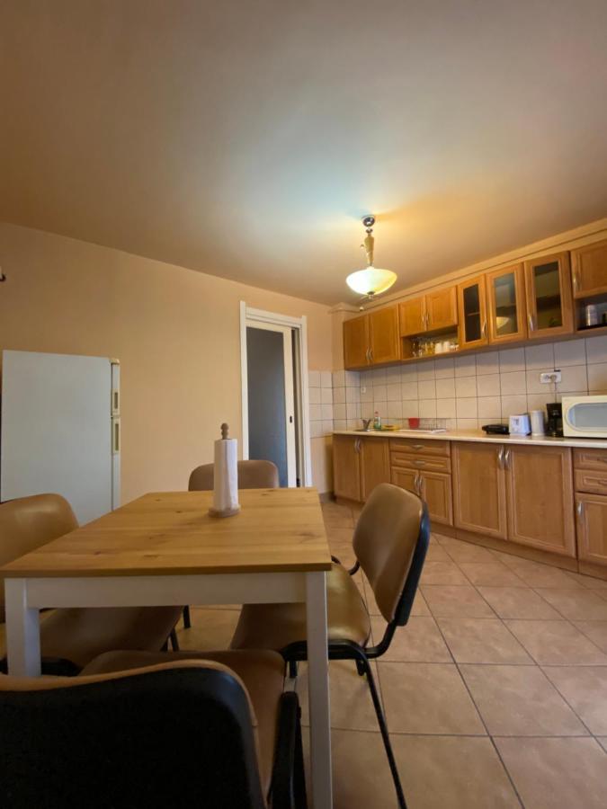 Apartament Leya Apartment Deva Ngoại thất bức ảnh